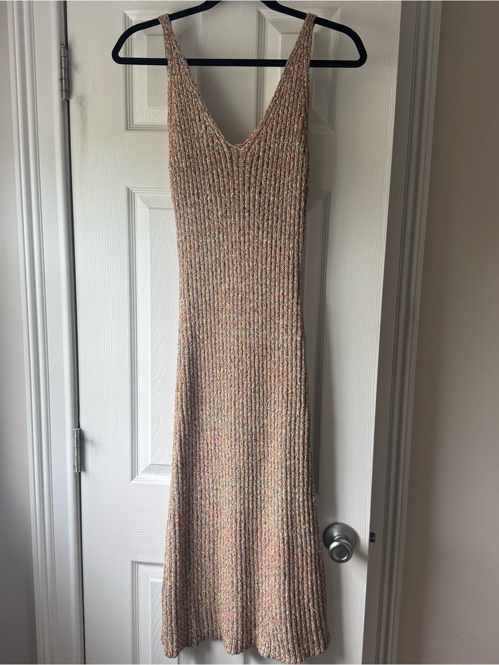 Lush Sleeveless Knit Midi Dress in Multicolor